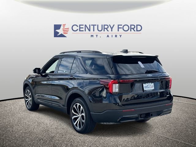 Used 2025 Ford Explorer ST-Line image 5