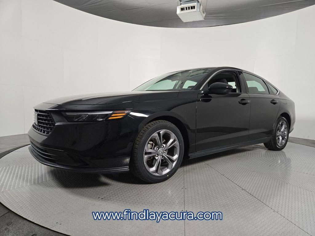Used 2024 Honda Accord EX image 2