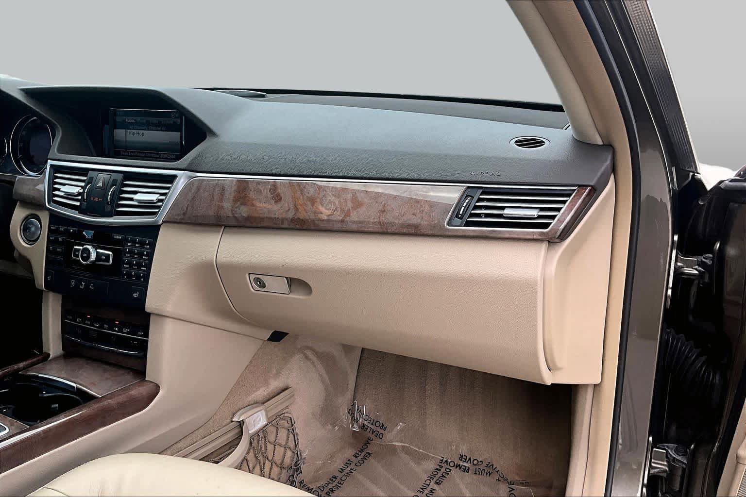 Used 2013 Mercedes-Benz E 350 Sedan image 16