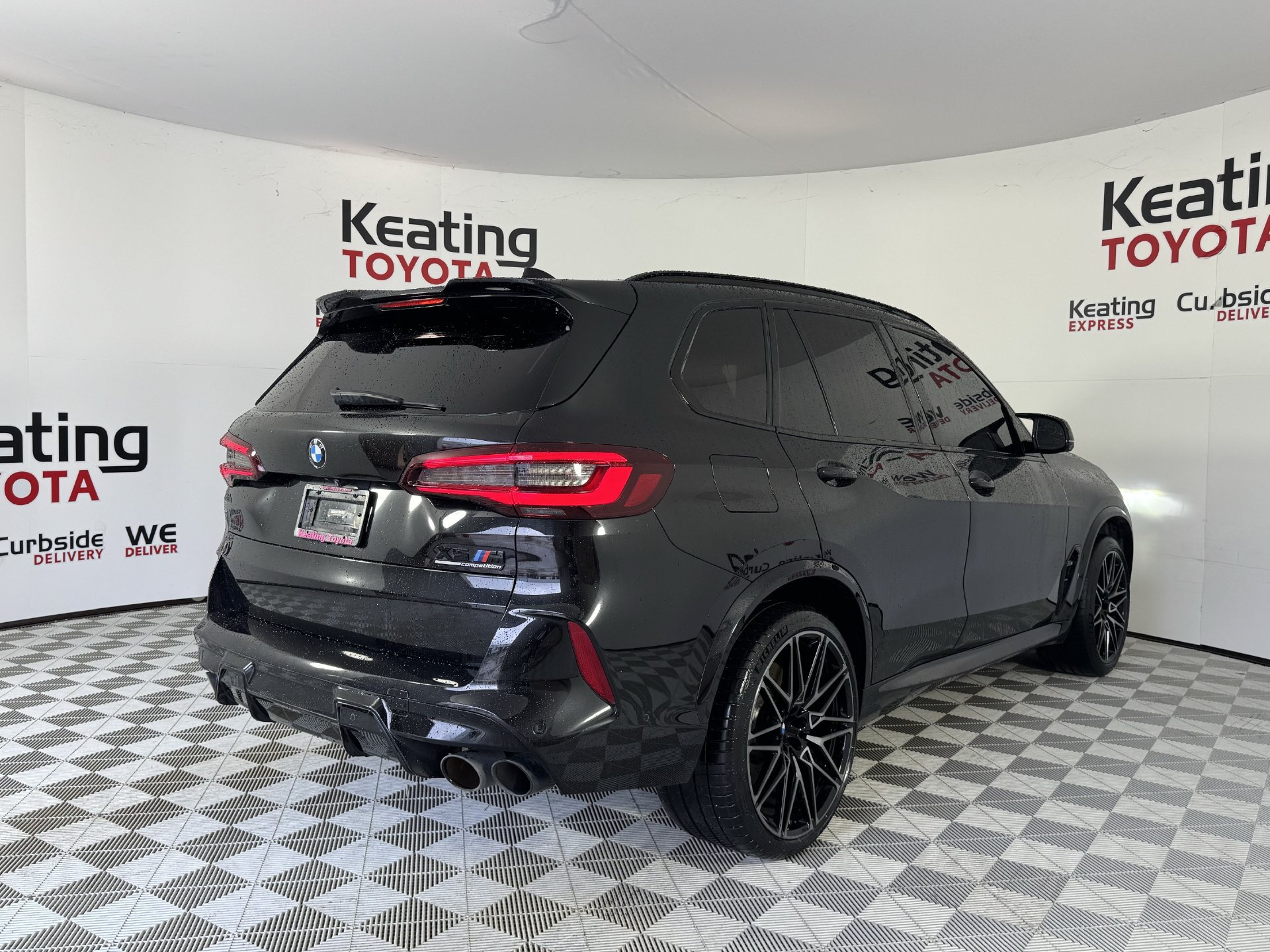 Used 2021 BMW X5 M w/ Competition Package AWD/4WD image 5