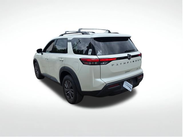 Used 2022 Nissan Pathfinder SV AWD/4WD image 16