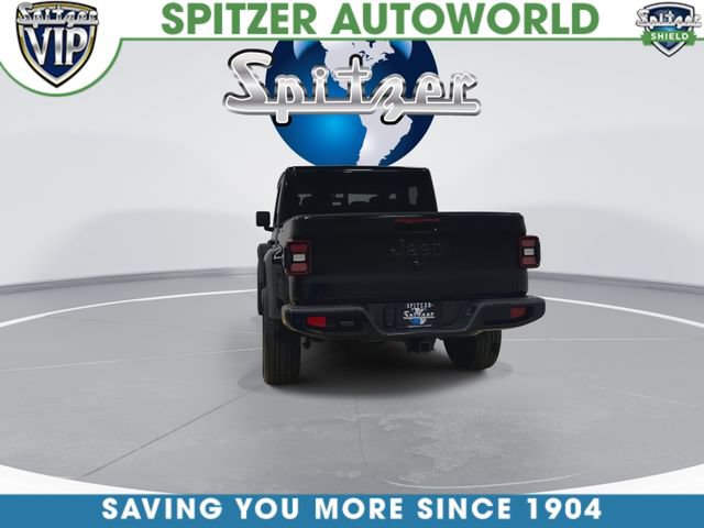 Used 2022 Jeep Gladiator Overland AWD/4WD image 9