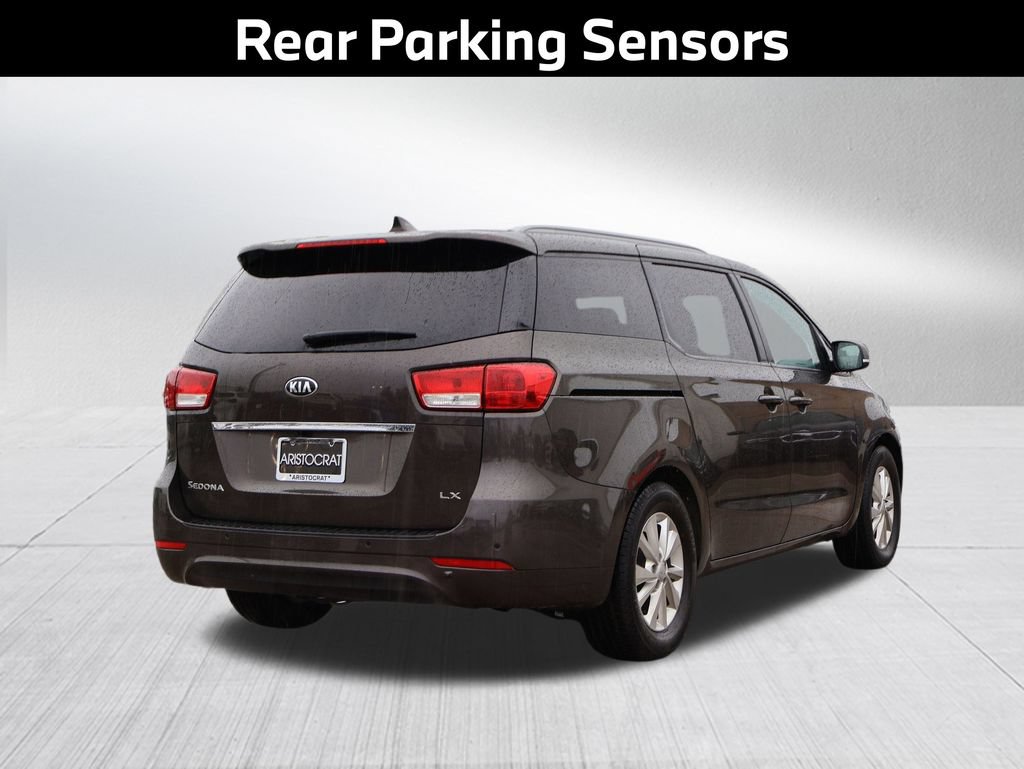 Used 2015 Kia Sedona LX w/ LX Convenience Package FWD image 8