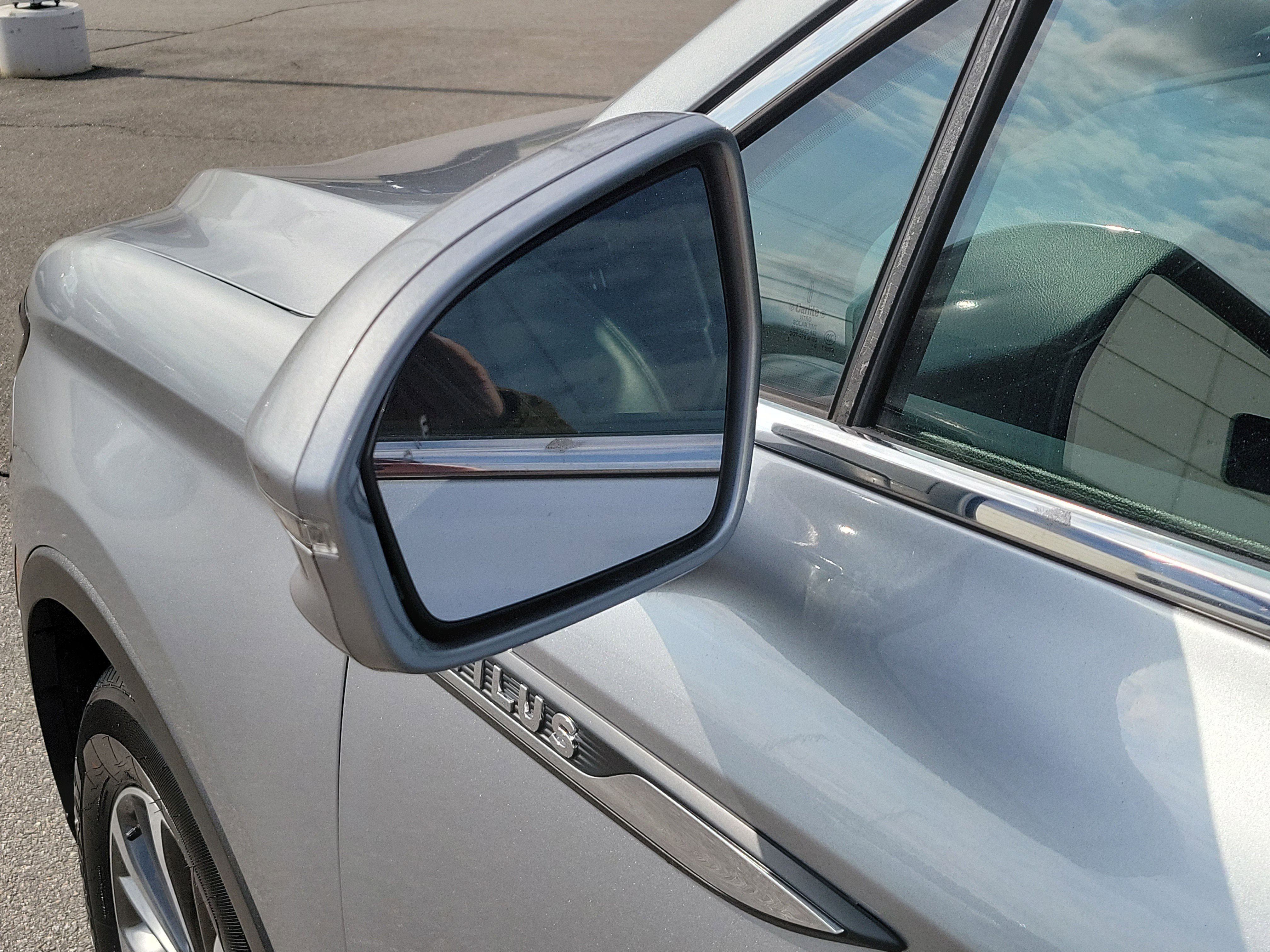 Used 2023 Lincoln Nautilus AWD w/ Premium Package image 13