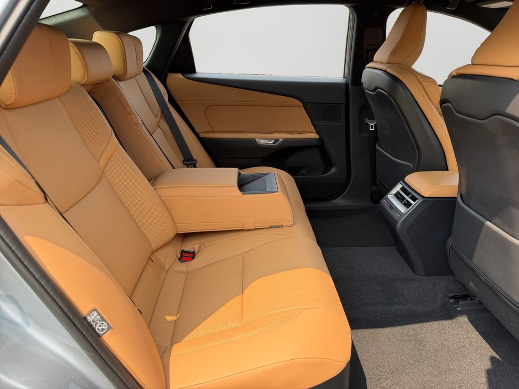 New 2026 Lexus ES 500e AWD/4WD image 8