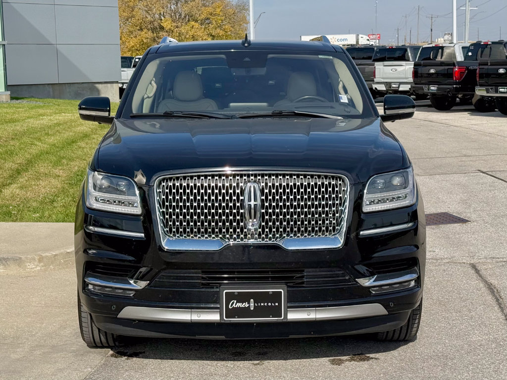 Used 2019 Lincoln Navigator Reserve AWD/4WD image 8