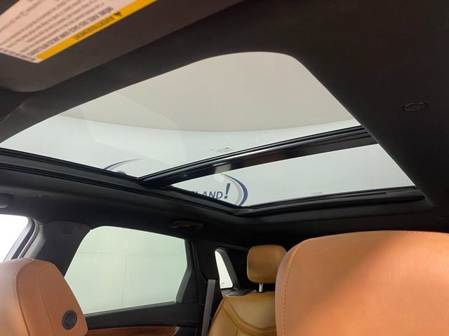 Certified 2020 Cadillac XT5 Premium Luxury w/ LPO, Floor Liner Package image 23