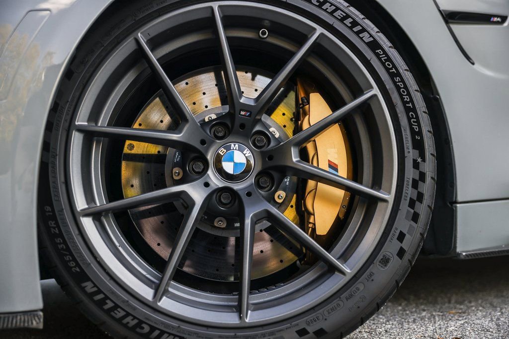 Used 2019 BMW M4 CS w/ Executive Package image 2