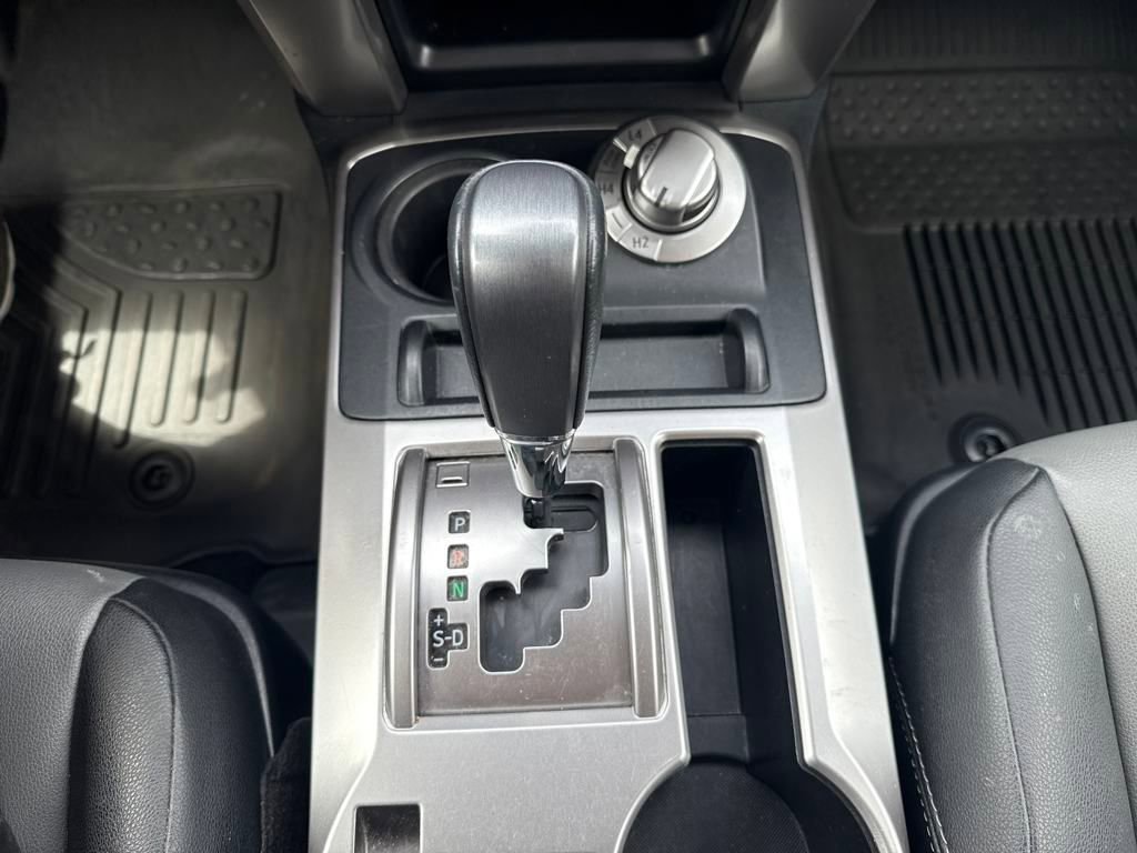 Used 2022 Toyota 4Runner SR5 Premium image 27