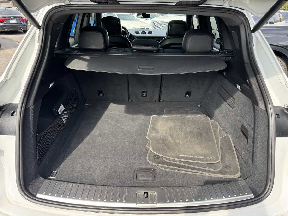 Used 2019 Porsche Cayenne AWD/4WD image 46