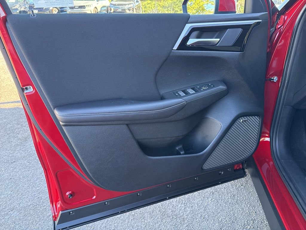 New 2025 Mitsubishi Outlander ES image 29