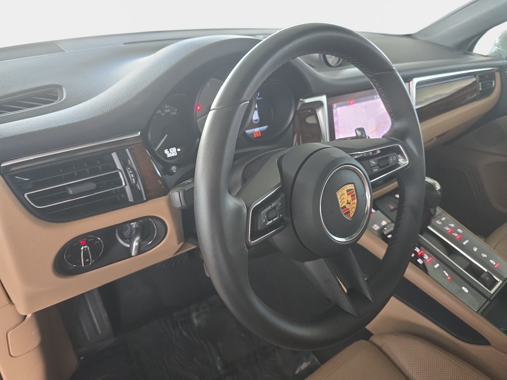 Used 2024 Porsche Macan S AWD/4WD image 26