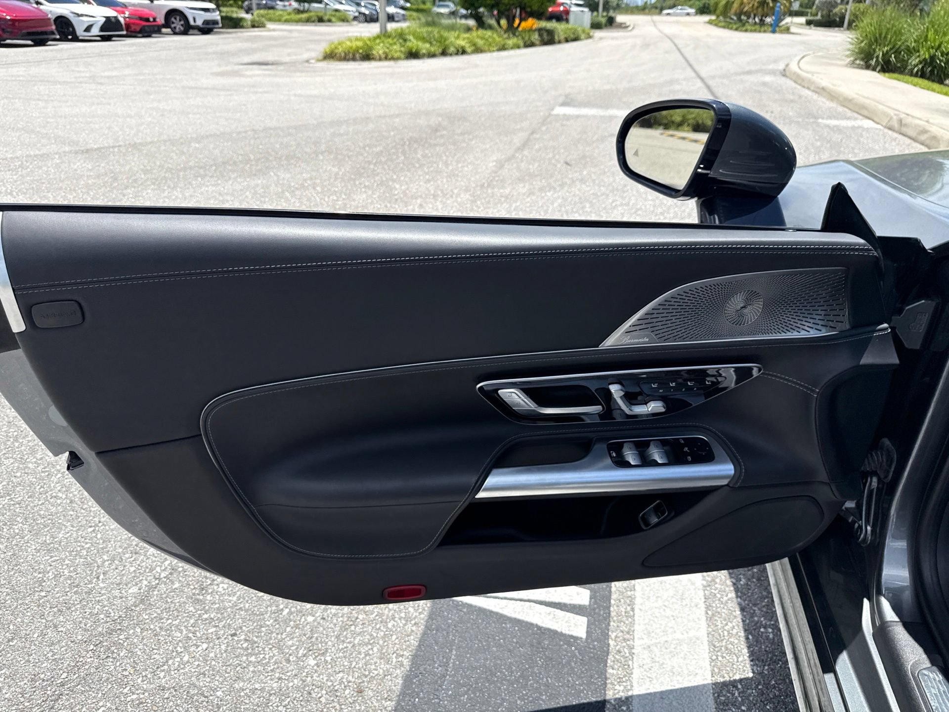 Used 2022 Mercedes-Benz SL 55 AMG 4MATIC image 13