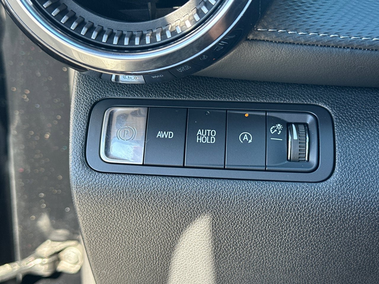 Used 2025 Chevrolet Equinox LT w/ Convenience Package II AWD/4WD image 33
