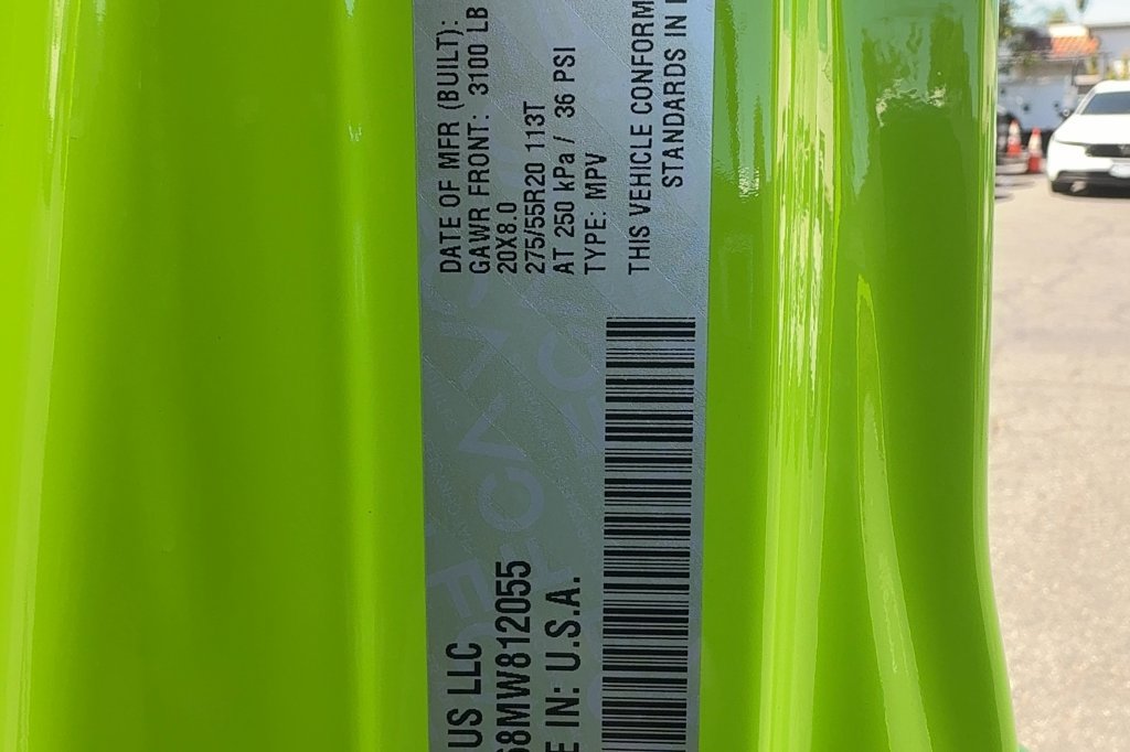 Used 2021 Jeep Wrangler Unlimited Sahara w/ Safety Group AWD/4WD image 19