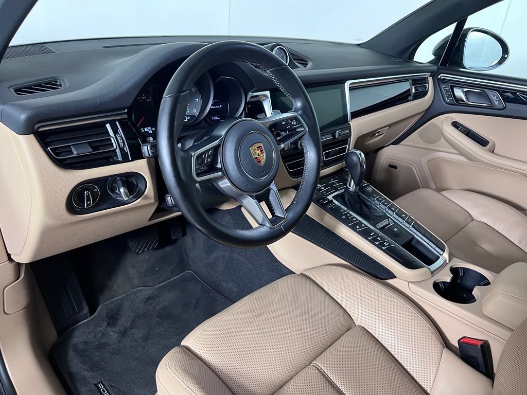 Certified 2021 Porsche Macan S AWD/4WD image 4