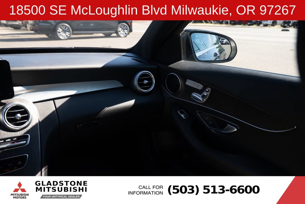 Used 2019 Mercedes-Benz C 300 Sedan image 11