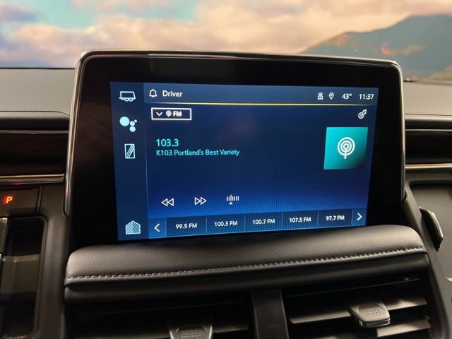 Used 2024 Chevrolet Suburban LT AWD/4WD image 32