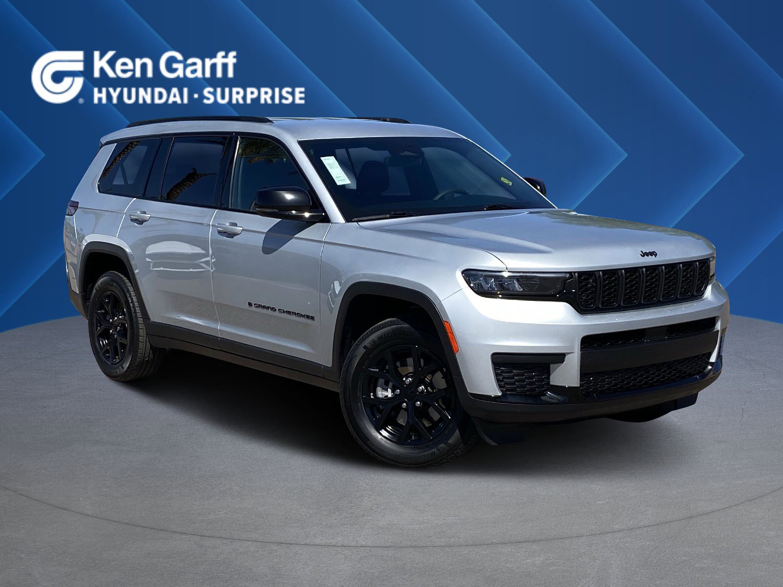 Used 2024 Jeep Grand Cherokee L Laredo