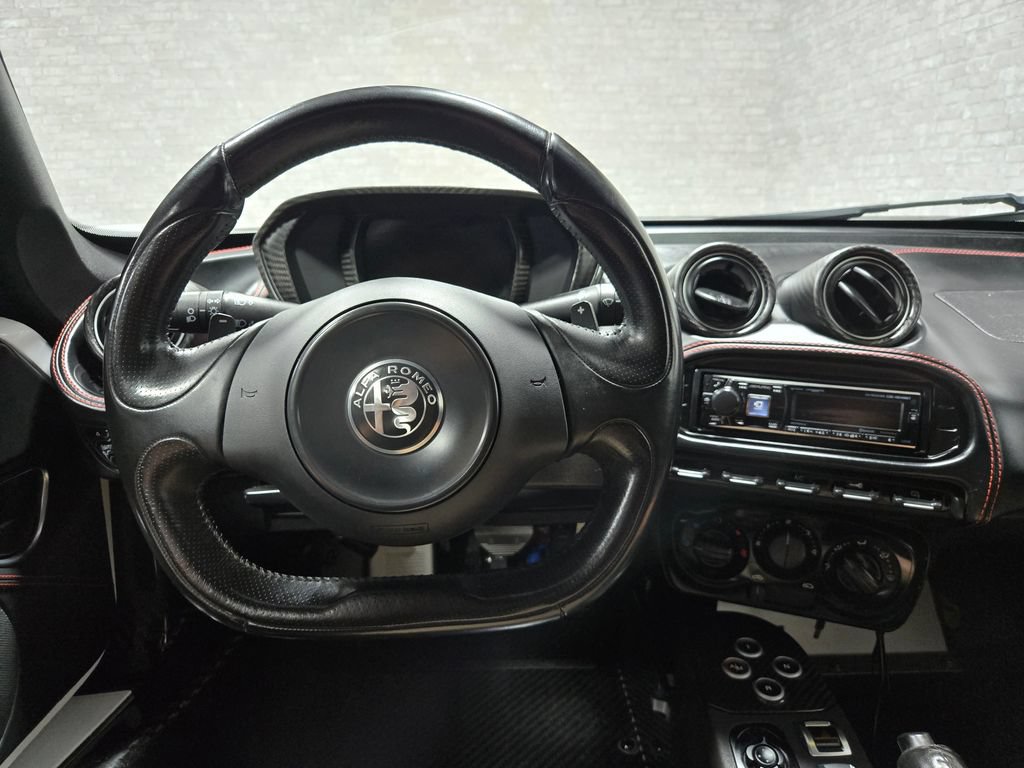 Used 2018 Alfa Romeo 4C Spider RWD image 20