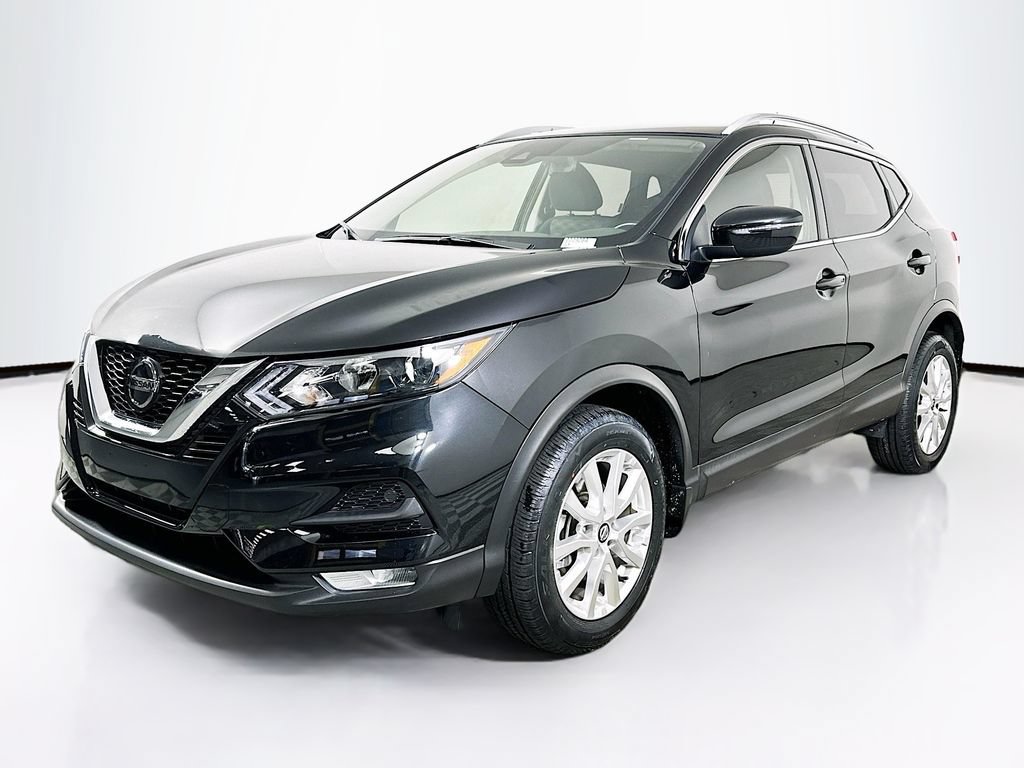 Used 2021 Nissan Rogue Sport SV FWD image 1