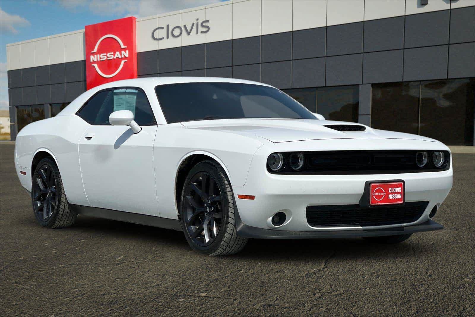 Used 2019 Dodge Challenger GT w/ Blacktop Package RWD image 9