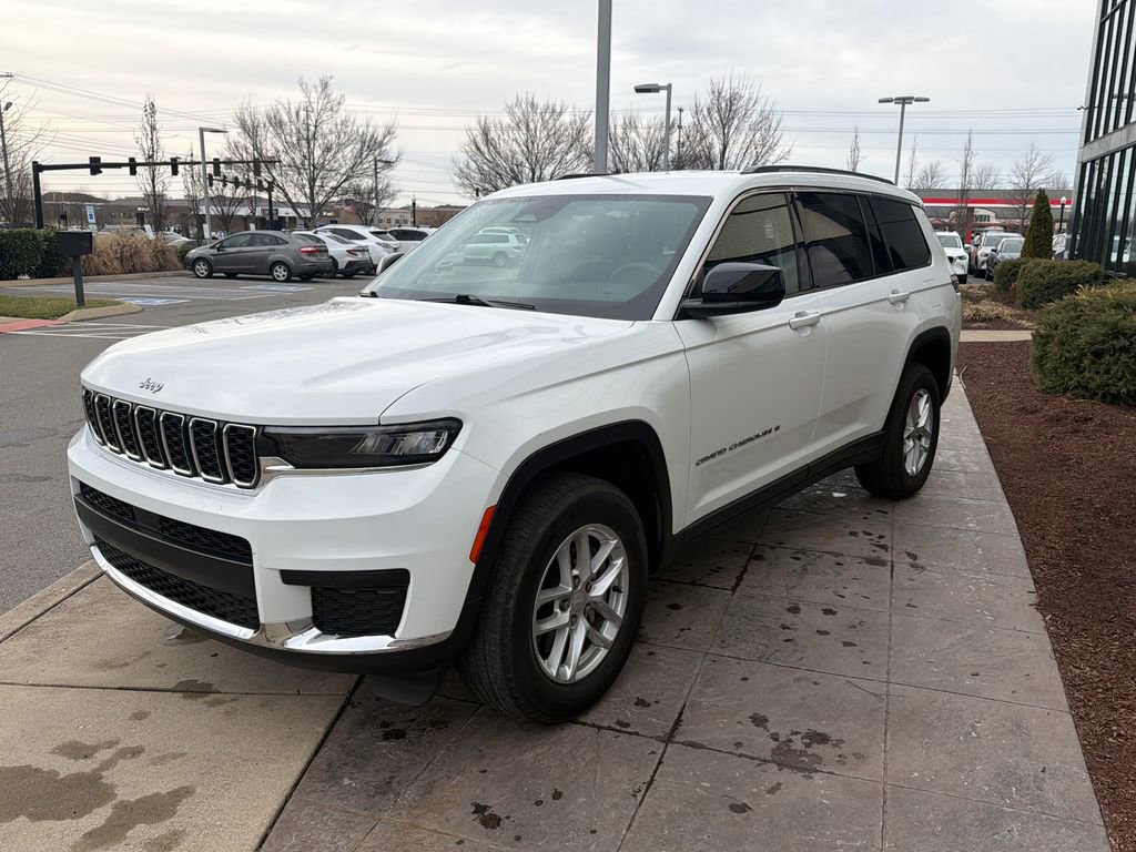Used 2023 Jeep Grand Cherokee L Laredo image 7