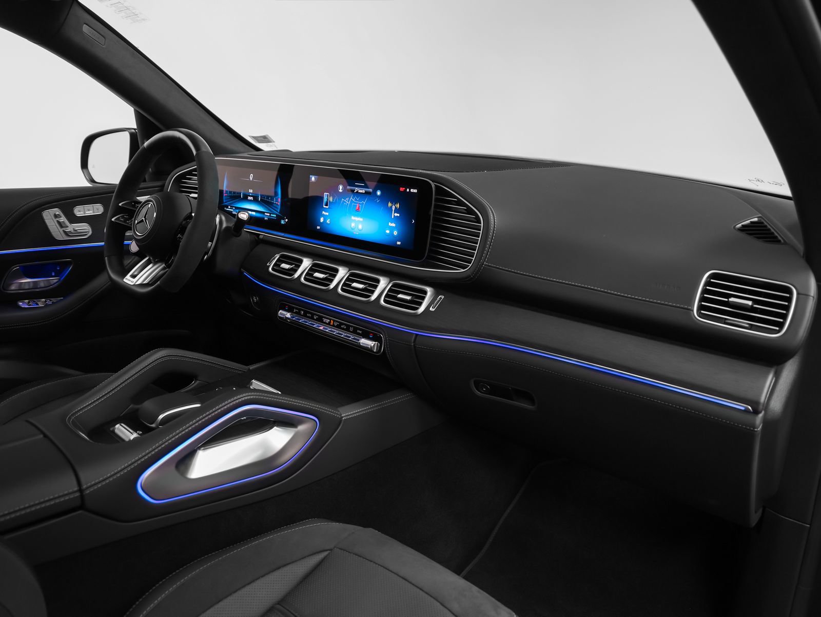 Used 2025 Mercedes-Benz GLE 63 AMG S w/ AMG Night Package image 30