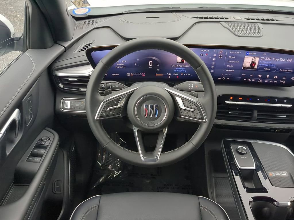 Used 2025 Buick Enclave Preferred image 16