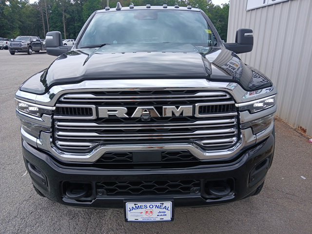 New 2026 RAM 5500 4x4 Crew Cab w/ Laramie Trim Package image 10