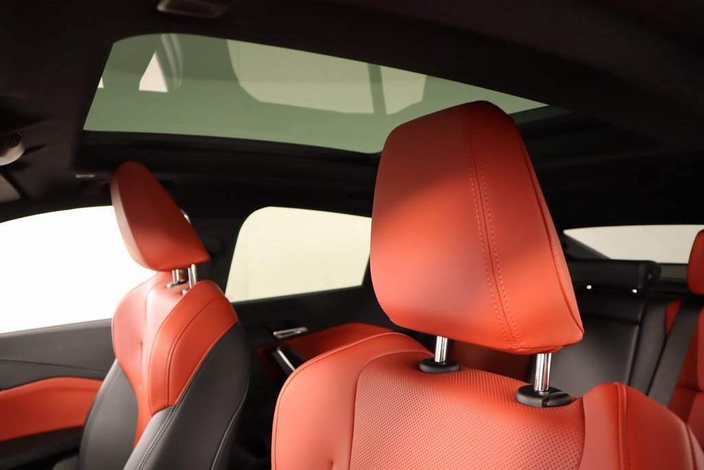 Used 2025 BMW X2 xDrive28i w/ M Sport Package image 16