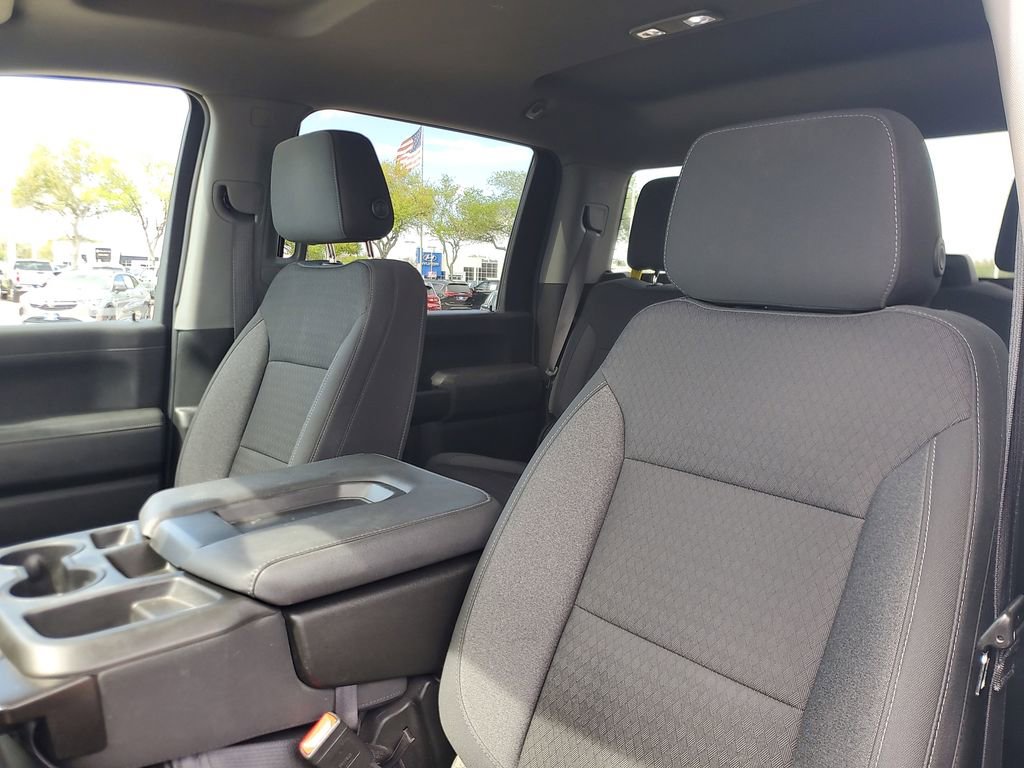 Used 2021 Chevrolet Silverado 2500 LT w/ Fleet Comfort Package image 13