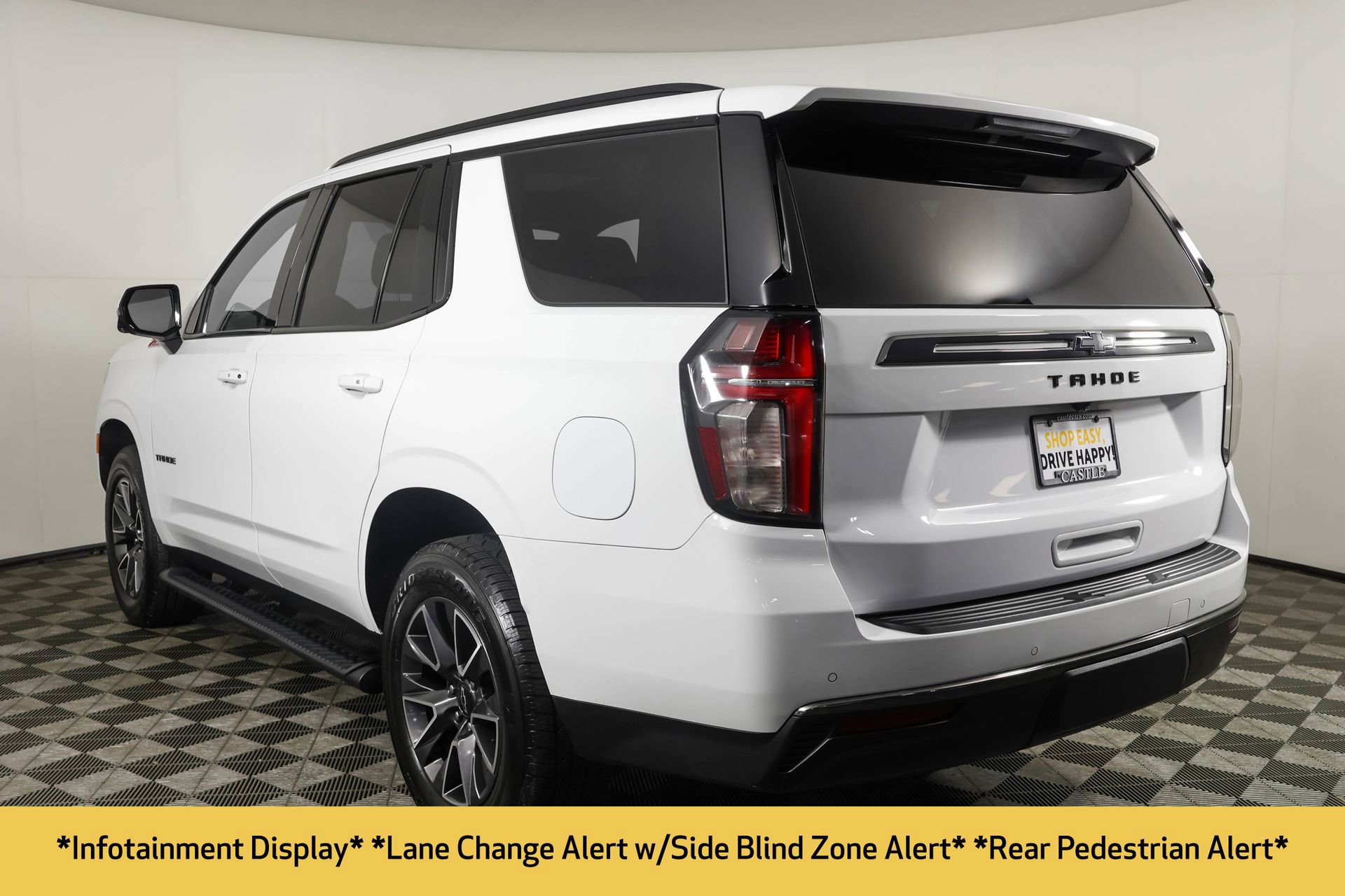 Used 2022 Chevrolet Tahoe Z71 w/ Luxury Package AWD/4WD image 23