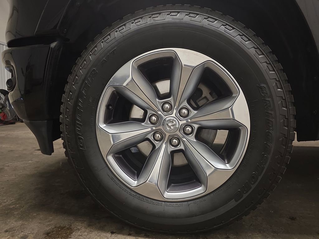 Used 2019 RAM 1500 Limited image 7