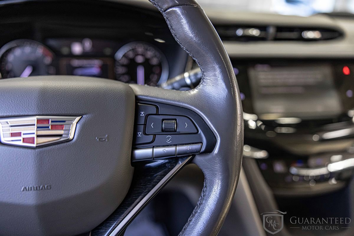 Used 2022 Cadillac XT6 Premium Luxury image 25