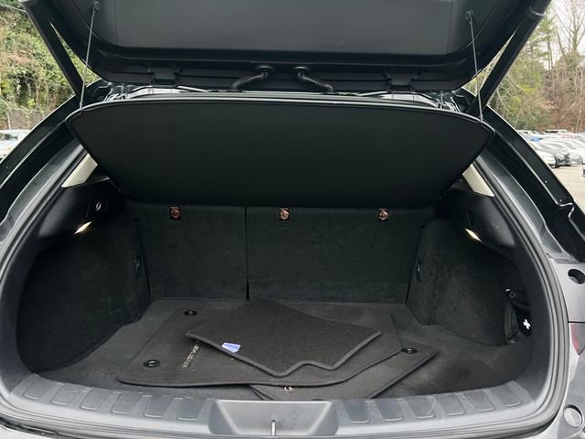 Used 2019 Lexus UX 200 image 29