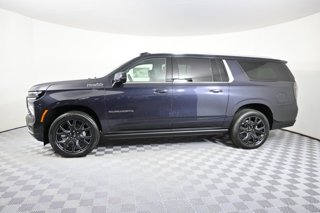 New 2026 Chevrolet Suburban High Country image 2
