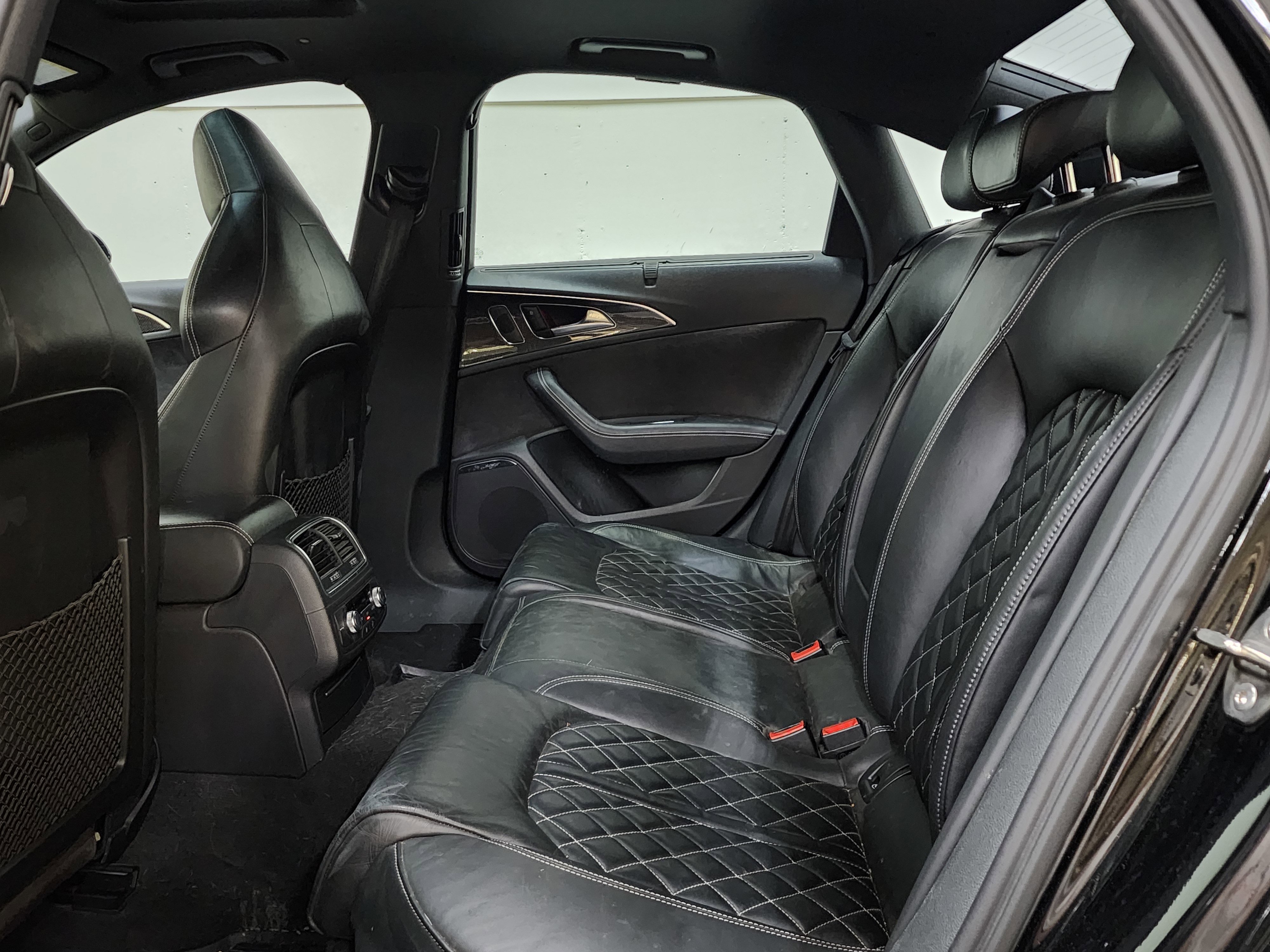 Used 2018 Audi S6 Prestige w/ S Sport Package image 16