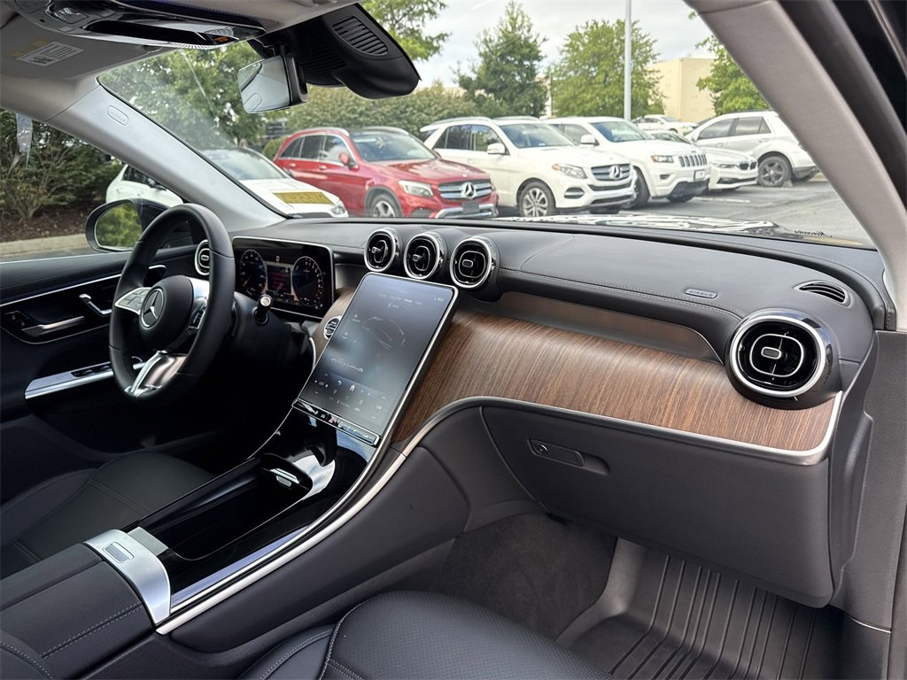 Certified 2025 Mercedes-Benz GLC 350e 4MATIC image 21