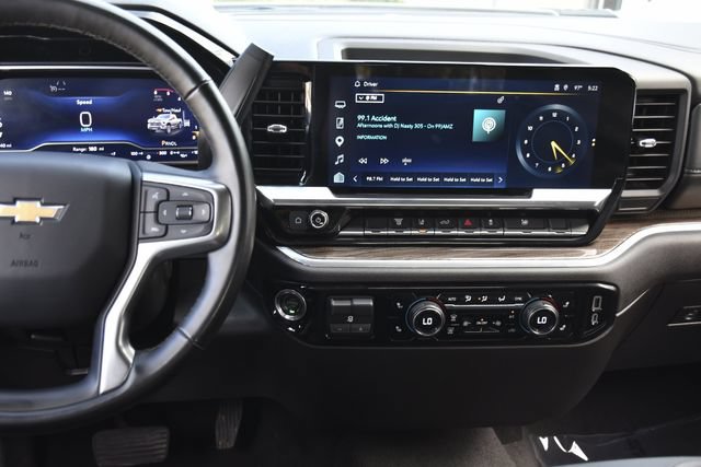 Used 2025 Chevrolet Silverado 2500 LT w/ Convenience Package AWD/4WD image 11