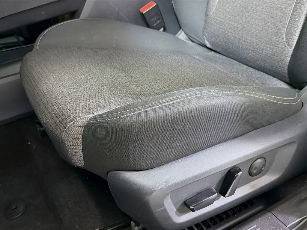 Used 2023 Nissan Rogue SV AWD/4WD image 22