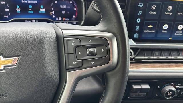 Used 2025 Chevrolet Silverado 2500 LT w/ Convenience Package AWD/4WD image 24