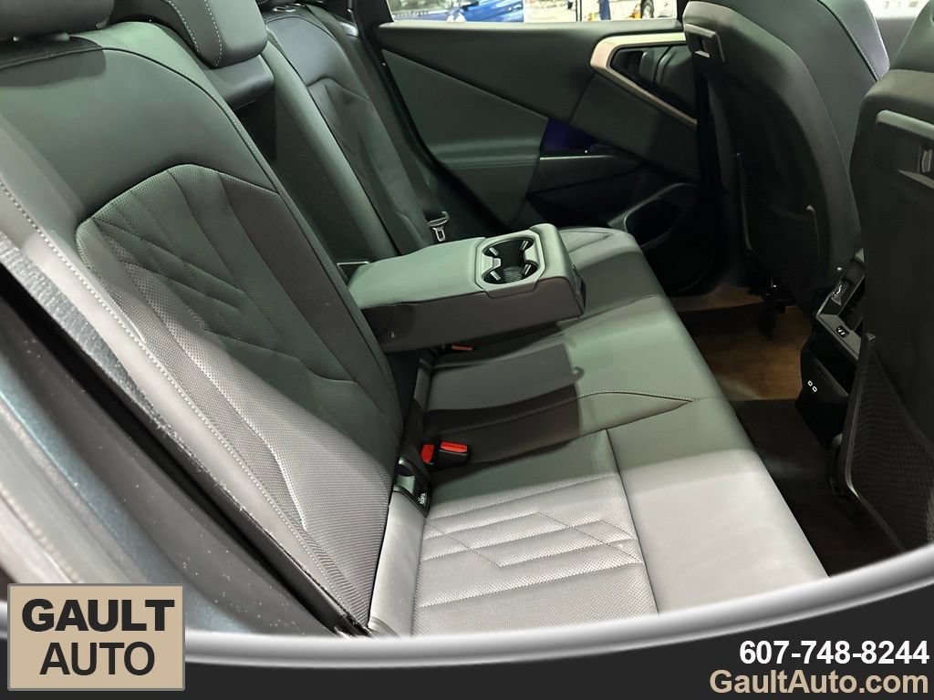 Used 2025 BMW X3 xDrive30i w/ Convenience Package AWD/4WD image 20