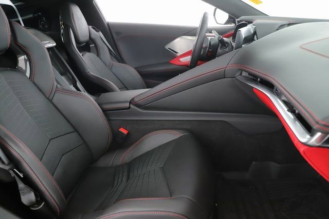 Used 2024 Chevrolet Corvette Stingray Premium Cpe image 30