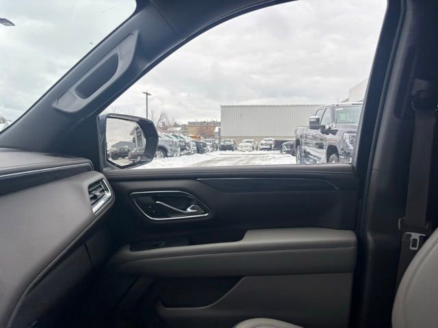 Used 2023 GMC Yukon SLT image 11