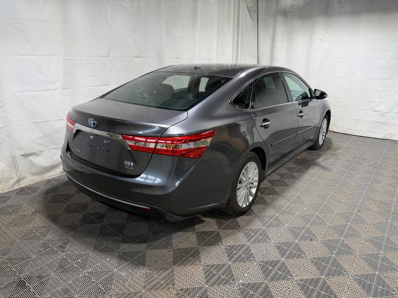 Used 2014 Toyota Avalon XLE Touring FWD image 6