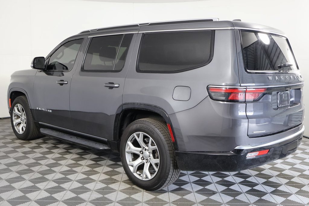 Used 2022 Jeep Wagoneer Series II AWD/4WD image 5