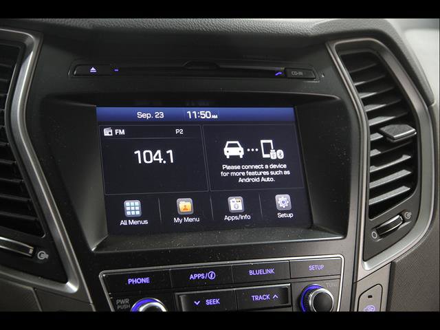 Used 2017 Hyundai Santa Fe SE AWD/4WD image 10