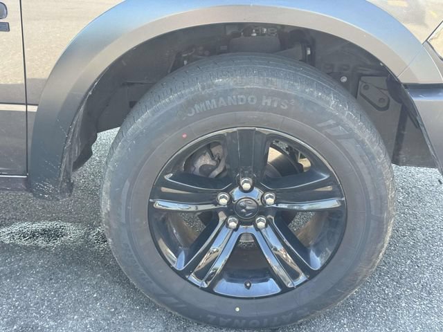 Used 2024 RAM 1500 Warlock AWD/4WD image 7