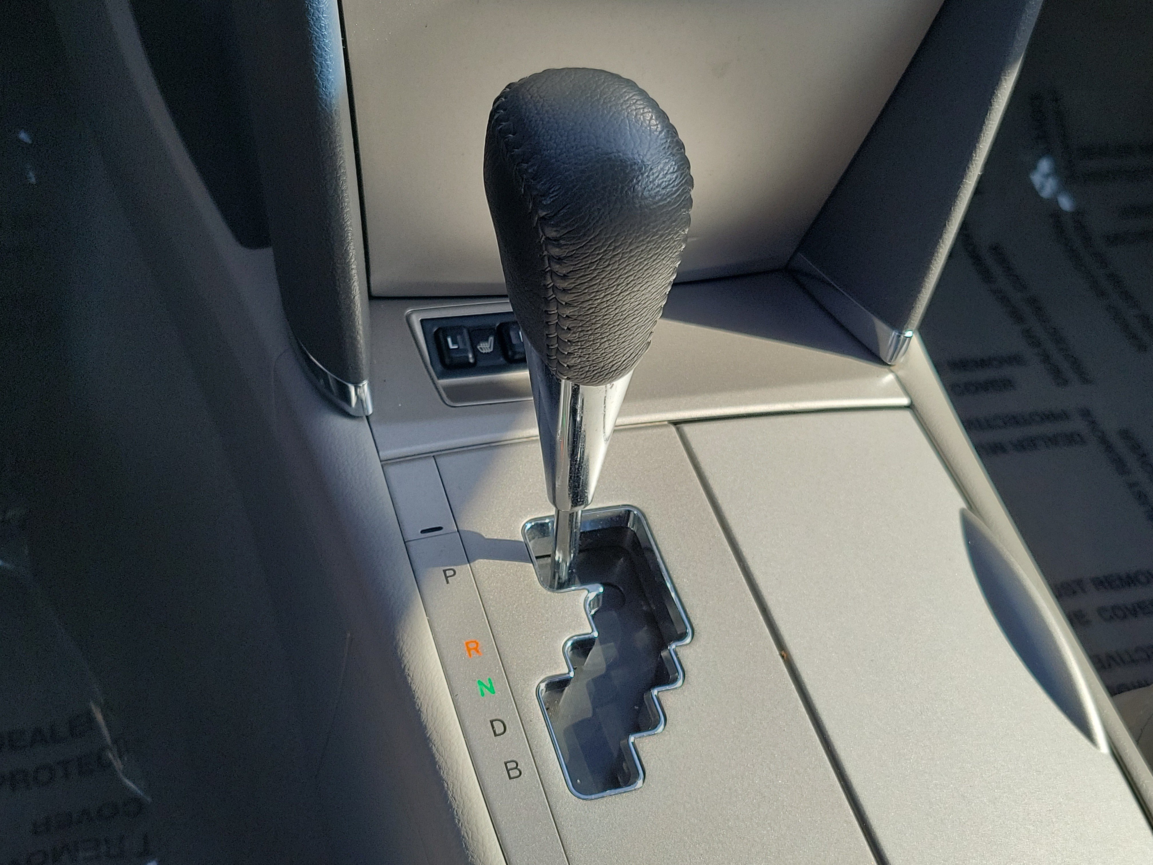 Used 2009 Toyota Camry Hybrid FWD image 29